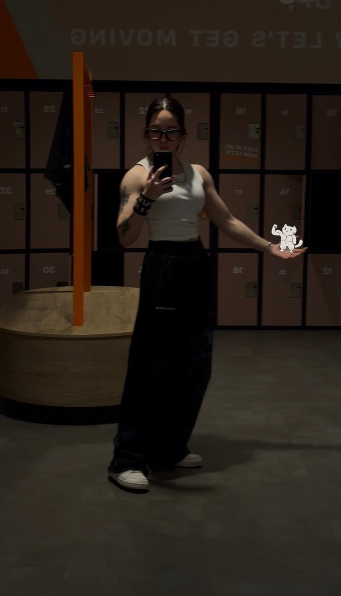 Tally ꨄ︎ tweet media