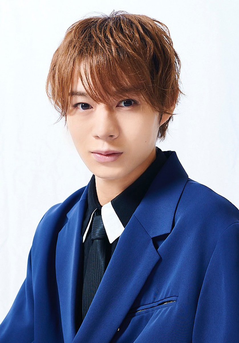 AND LOUGH tweet media