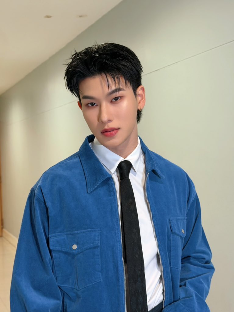 OPEN LABEL tweet media