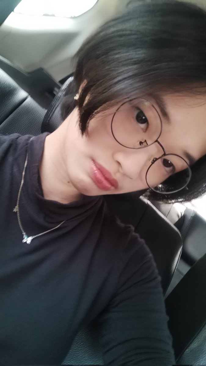 ✦ shin tweet media