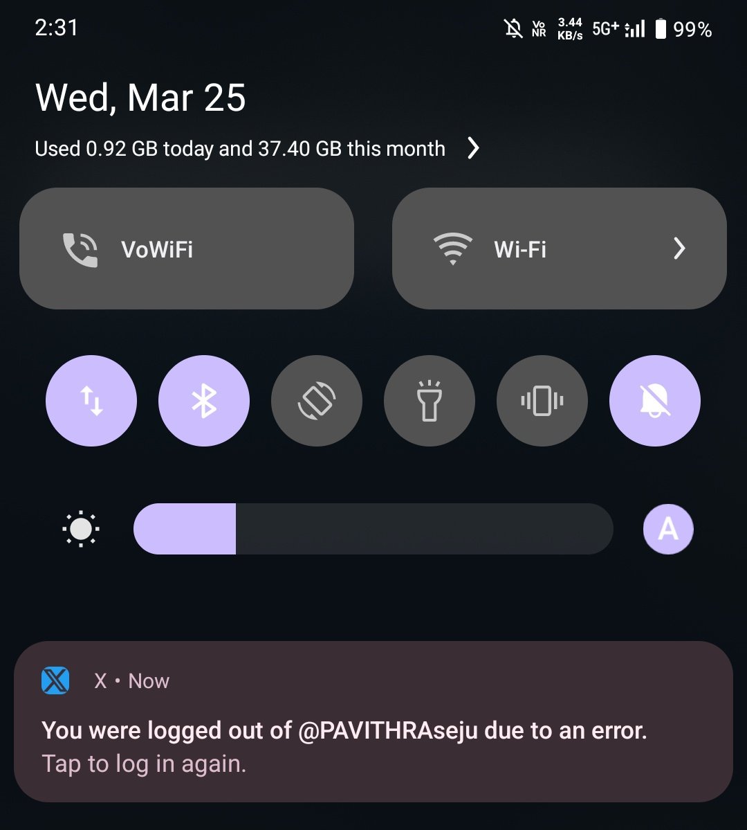PAVITHRAseju's tweet photo. @elonmusk this is 4th time I'm facing this issue..How can it logout..? 

#XError https://t.co/EaakCpAnsL