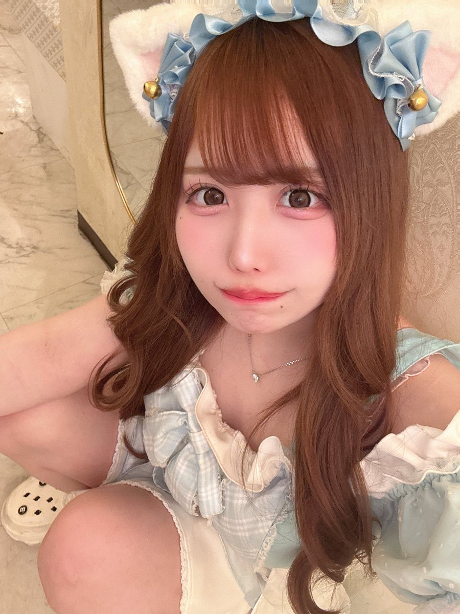 ぴにゃ tweet media