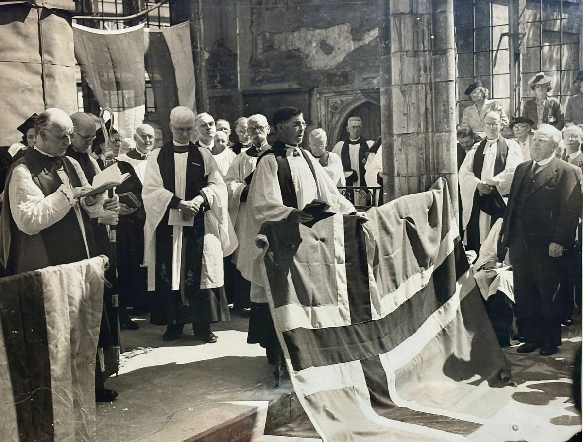 St Olave Hart Street tweet media