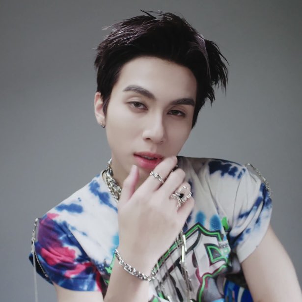 inmydream ´¨`*:•. •.★ tweet media