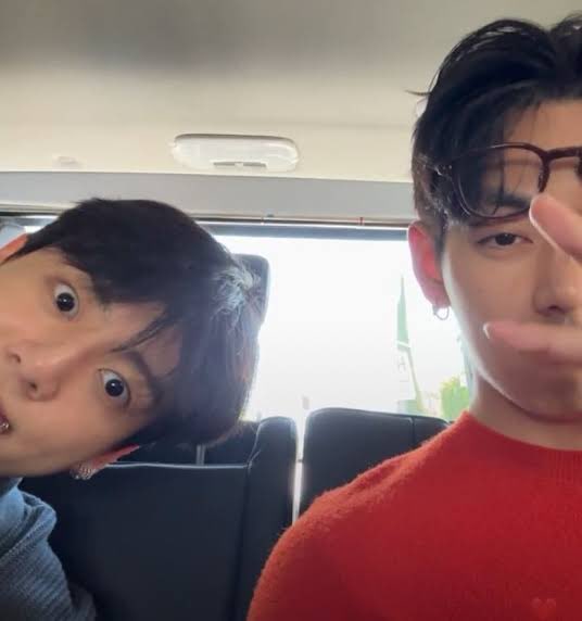 s_ptnp's tweet photo. @mysunfloweris_U มีแต่รูปคล้ายๆได้มั้ยงับ https://t.co/9p2jJIVOlP