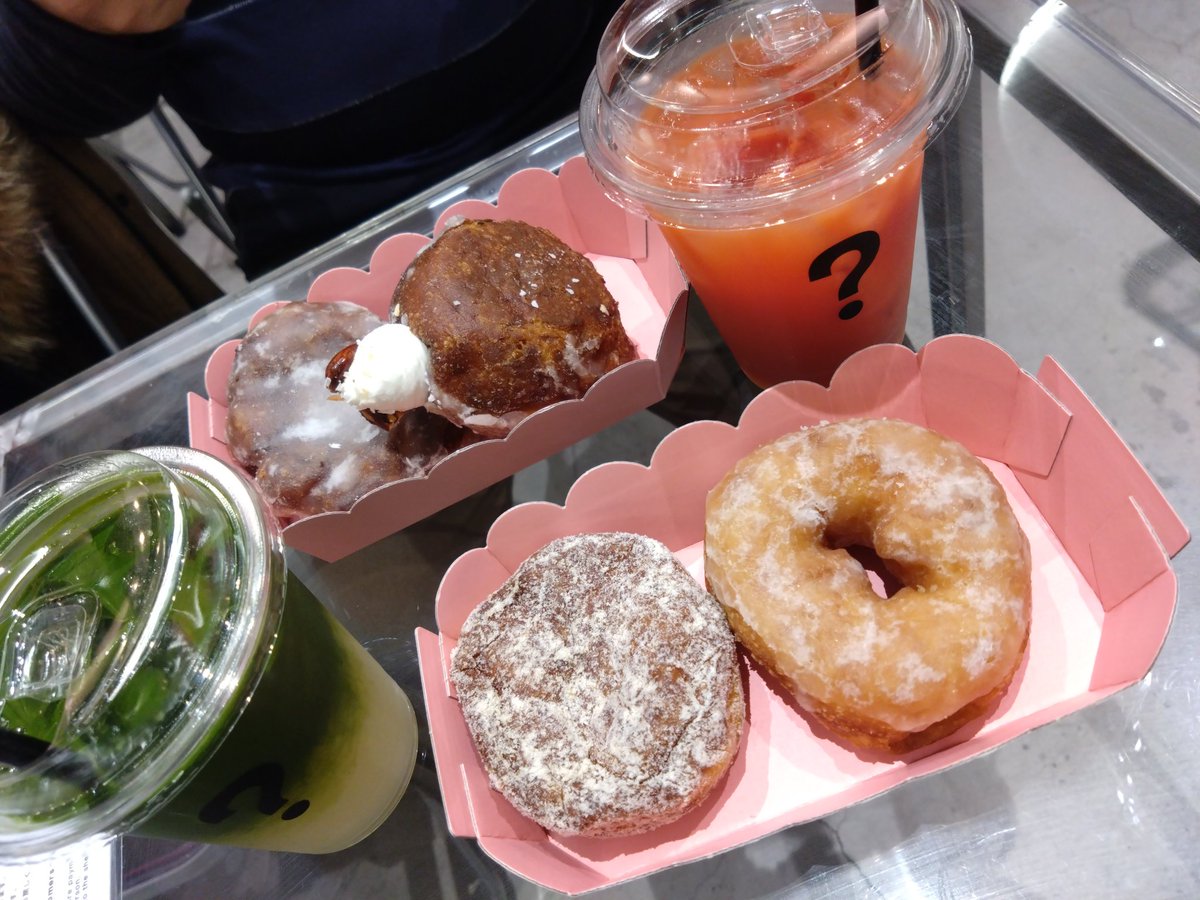 MARISOL_Skylab's tweet photo. 「あ、もしもし、
いま渋谷。」
#OVALSYSTEM
#小室哲哉
#Imdonut https://t.co/EaFeWfrjby