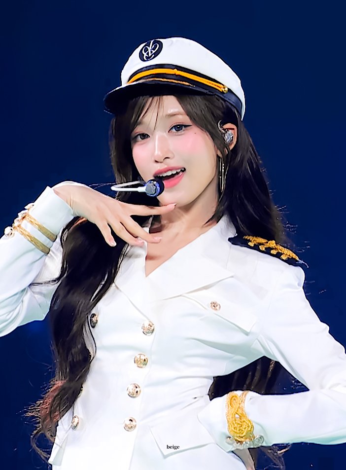 𝐛𝐞𝐢𝐠𝐞 tweet media