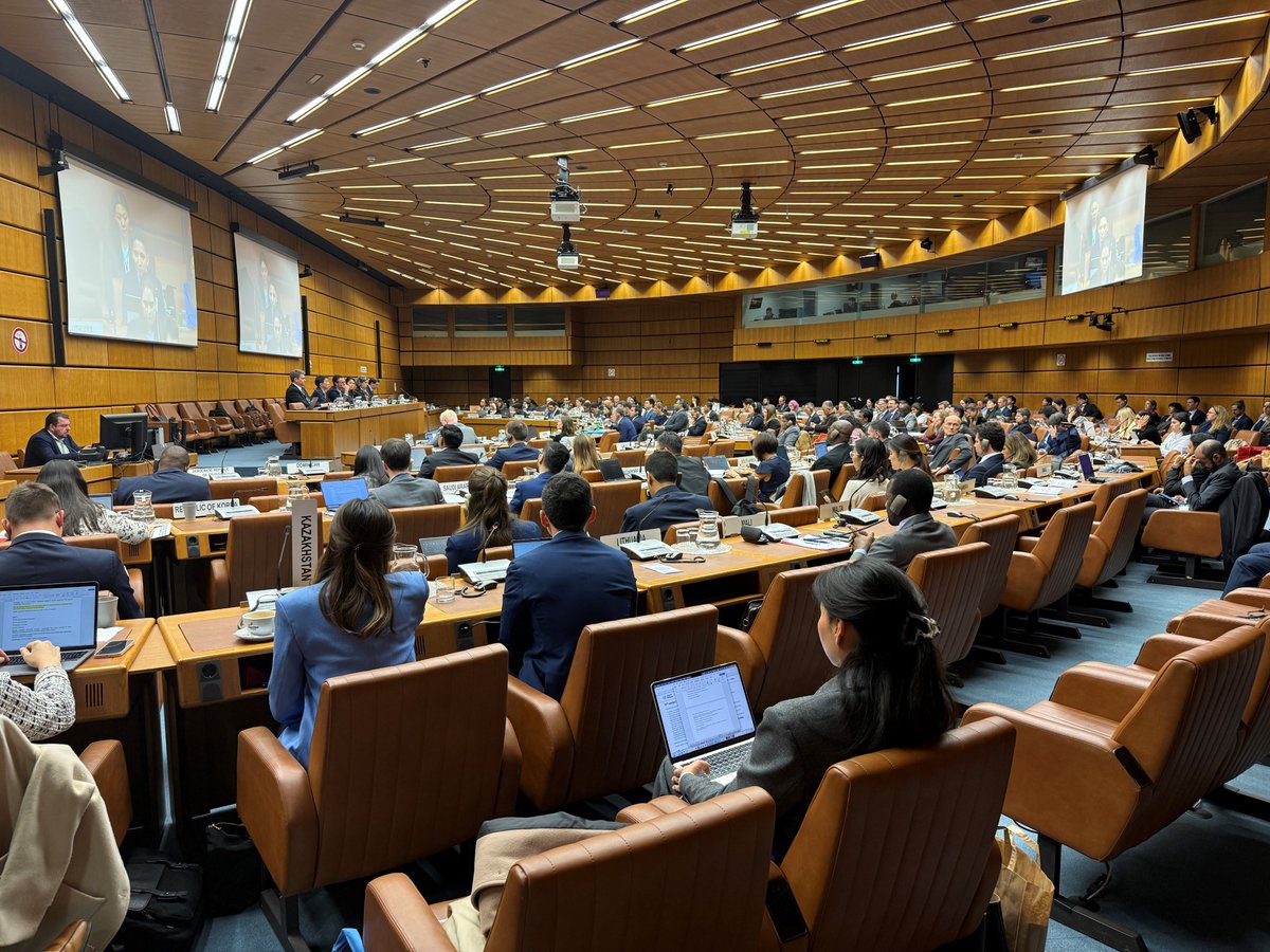 annajoubinbret's tweet photo. 
📢 #UNCITRAL Working Group III (ISDS reform) is meeting in Vienna 24–27 Mar 2026 (54th session), continuing deliberations on the topic of standing mechanisms for the resolution of international investment disputes.
Docs: https://t.co/k3e1fbCfgG
#WGIII #ISDSReform https://t.co/jcNVo19vxW