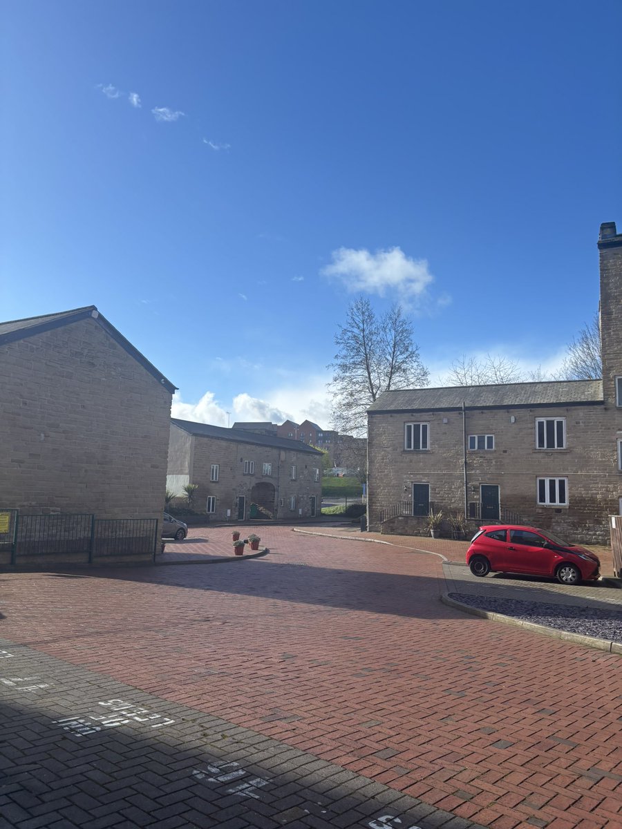 Abi Moore | #OLUSESIHIVE tweet media