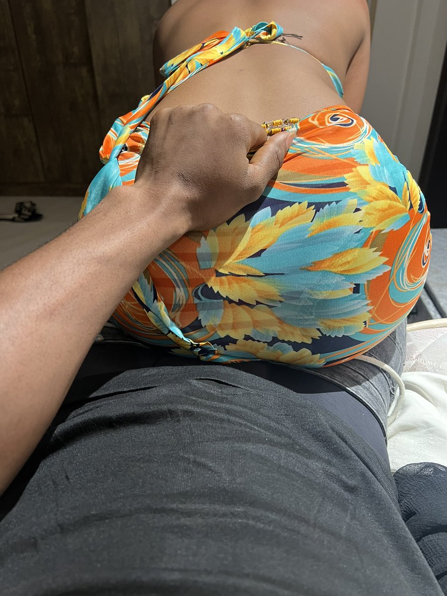 Victoria🌹 tweet media