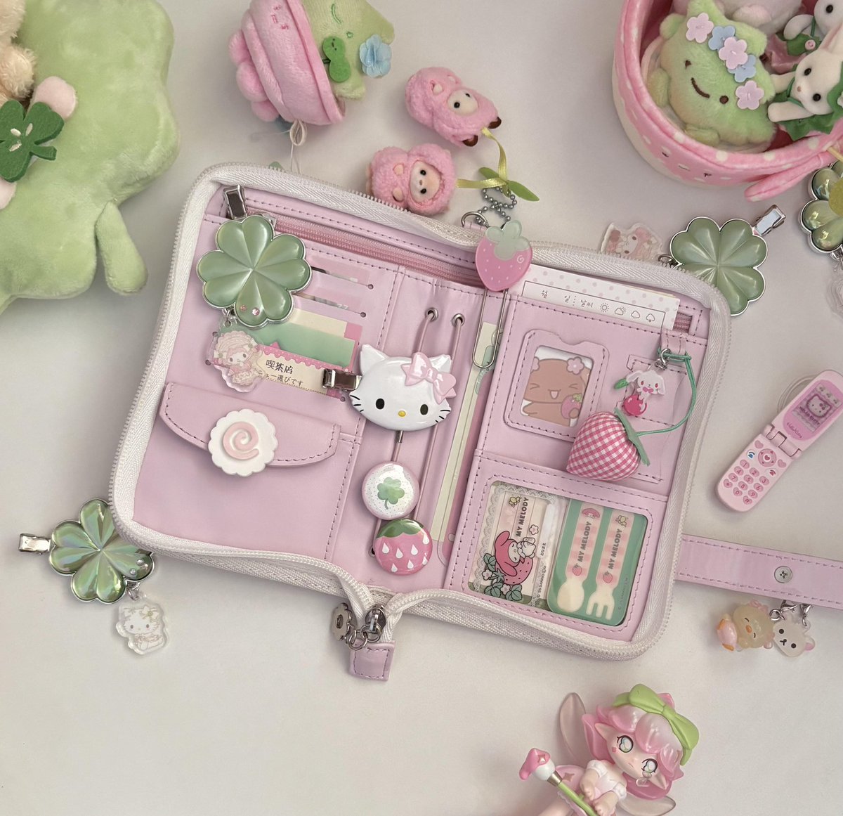 Bread case tweet media