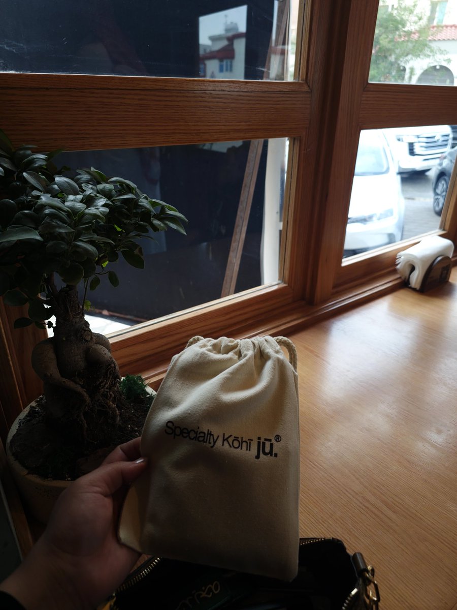 خديجة tweet media