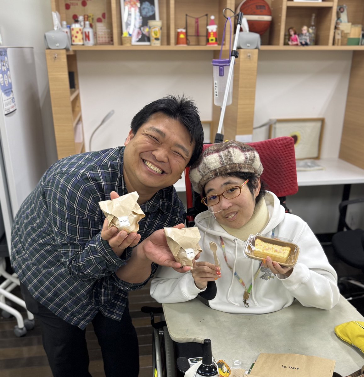 Atelier_nitto's tweet photo. 【心ほどけるランチタイム🥐】
江東区三好の「le bois(ル・ボア)」さんへ。1階フロアは車椅子でも入りやすく、オーナーさんの優しい対応にほっこり!
半分にカットされたパンは食べやすく、もっちもちで絶品で幸せなランチを過ごせました。地域との素敵な繋がりに感謝です。
#lebois #ルボア https://t.co/8vmlc16AmM