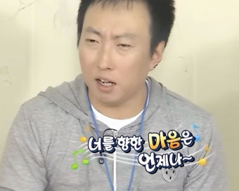 essential tweet media