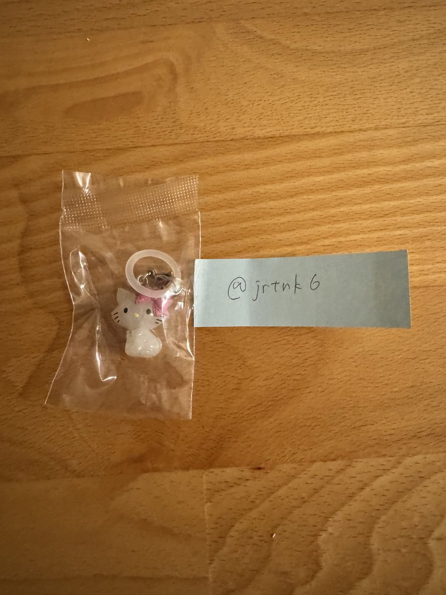 モナカ tweet media