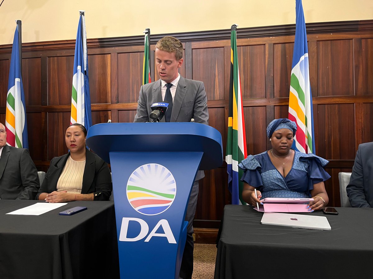 Democratic Alliance tweet media