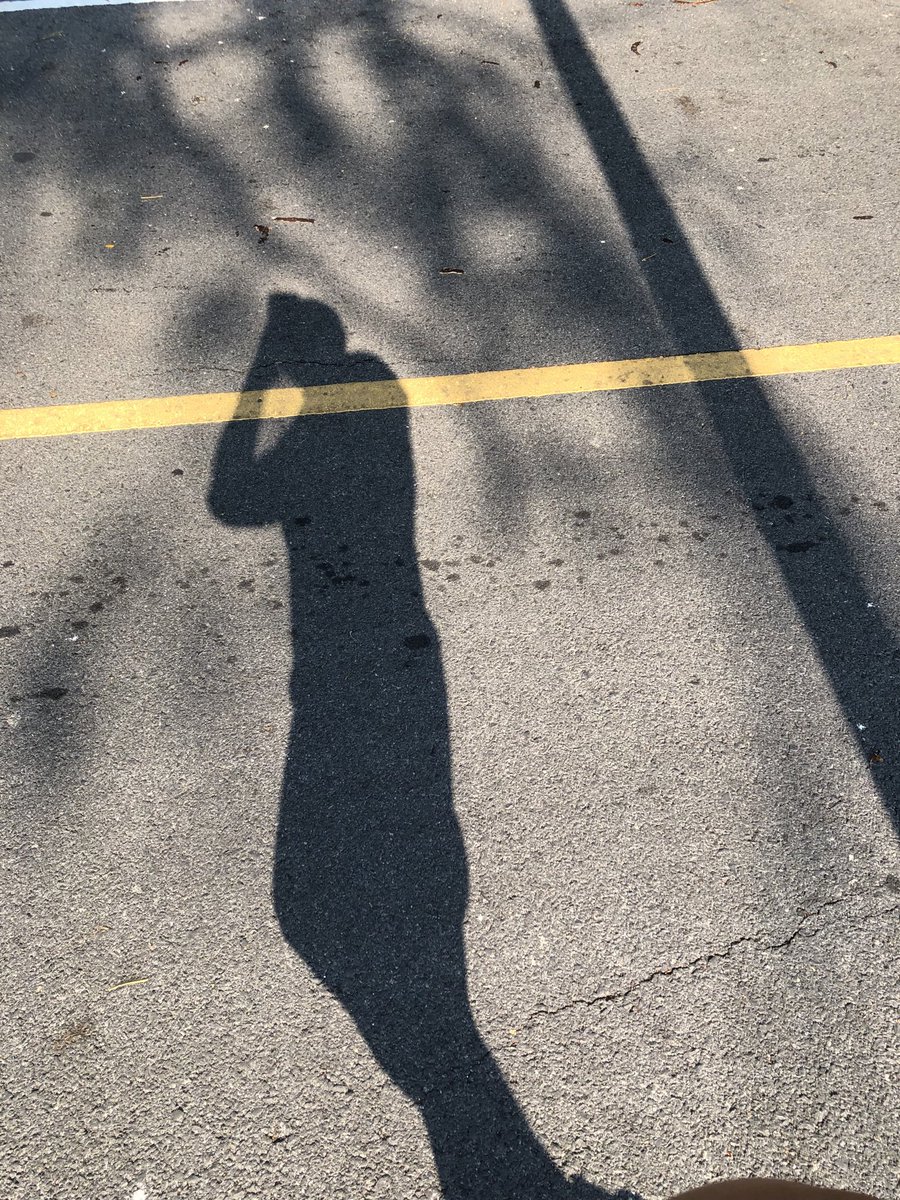 SS PPUUTT tweet media