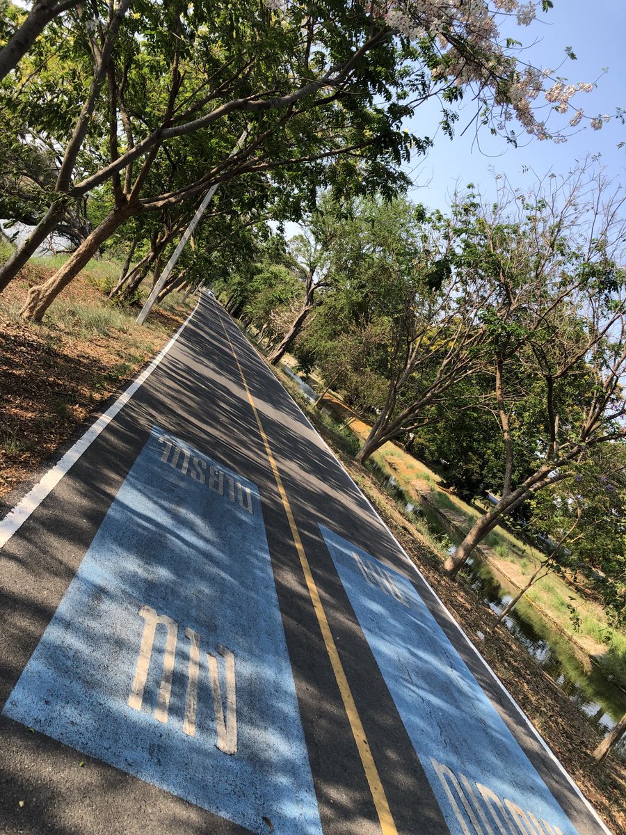 SS PPUUTT tweet media