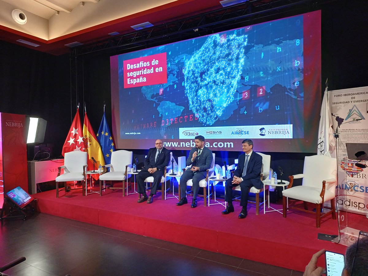 Hoy, en la <a href="/Nebrija/">Universidad Nebrija</a>, evento imprescindible para tener una fotografía de conjunto de la #seguridad en España, y cómo afectan las diferentes amenazas a la actividad de las empresas españolas en el exterior.