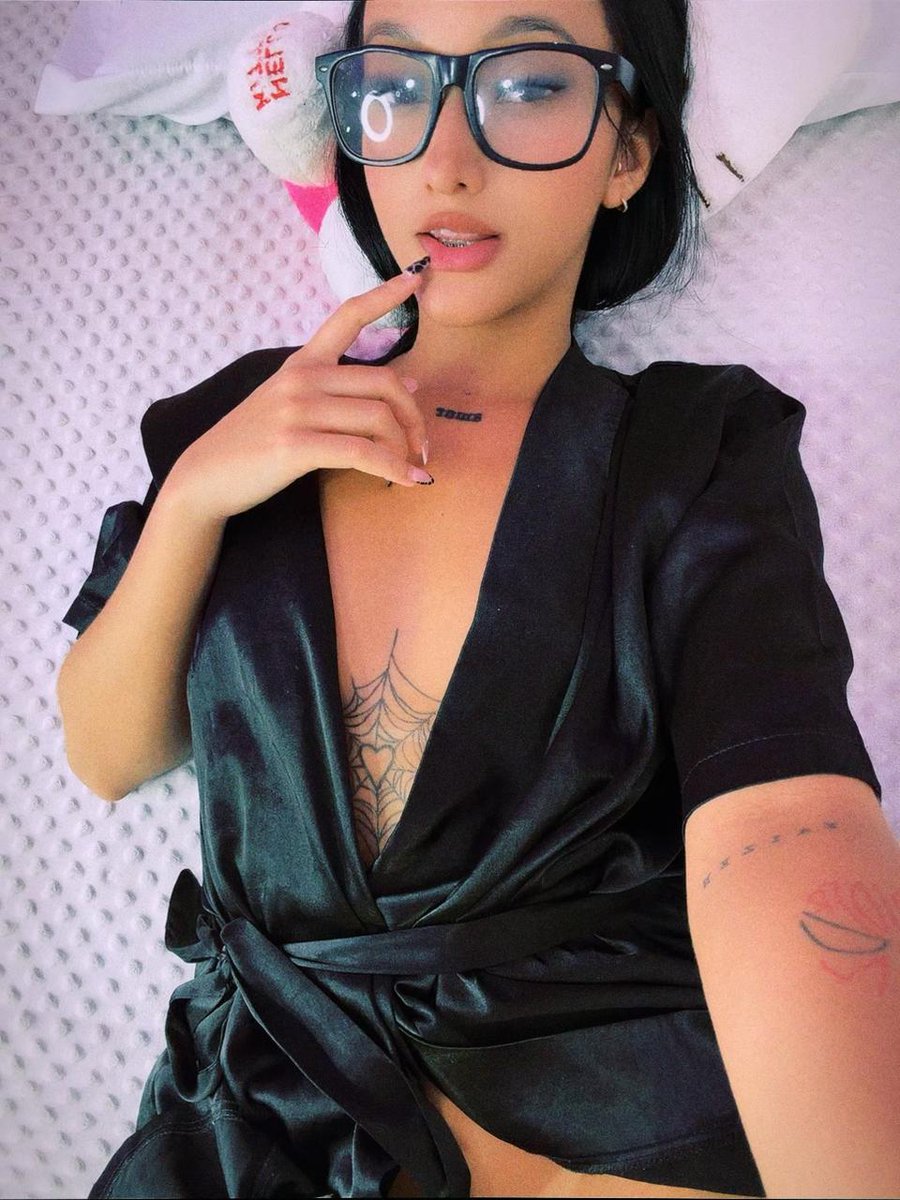 SamantaKane tweet media