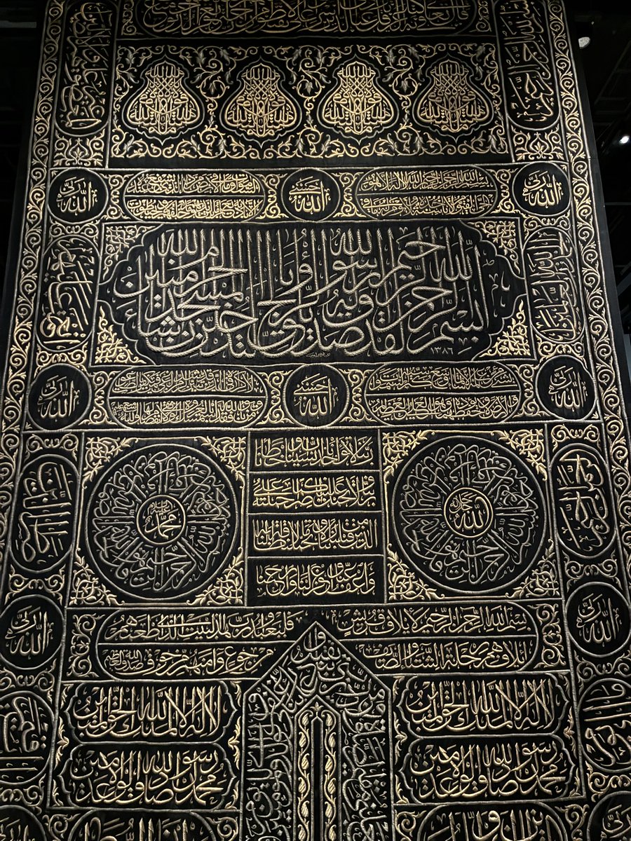 あやや tweet media