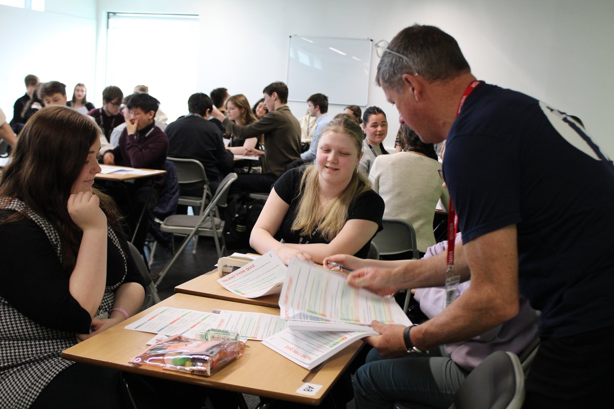 StokeDamerelCC's tweet image. 💼 Year 12 students joined Young Enterprise to explore careers, personal skills, and budgeting for the future.

Josh said: “This programme helped me understand the fundamentals of the skill set required for my future employment.”
#YoungEnterprise #BudgetingForSuccess #FutureReady