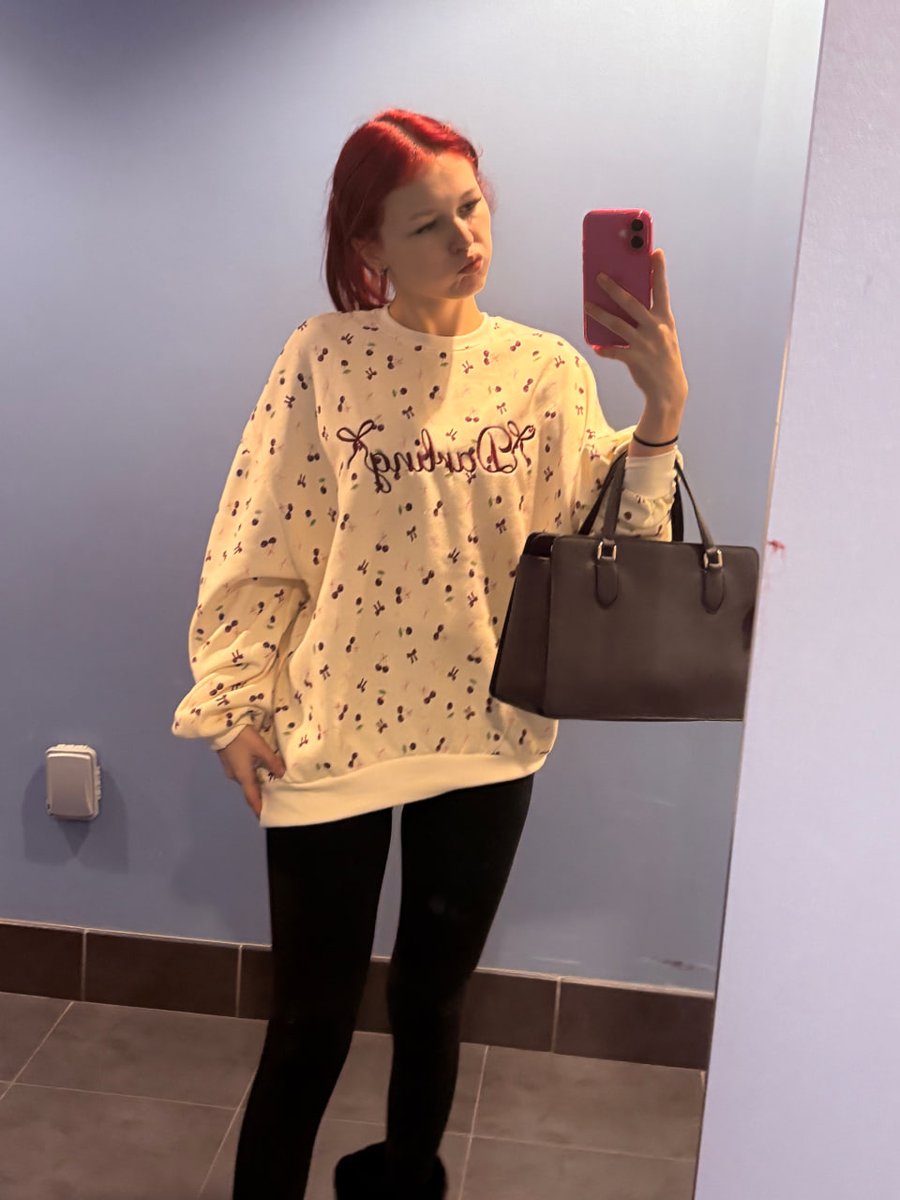 aliiceee tweet media