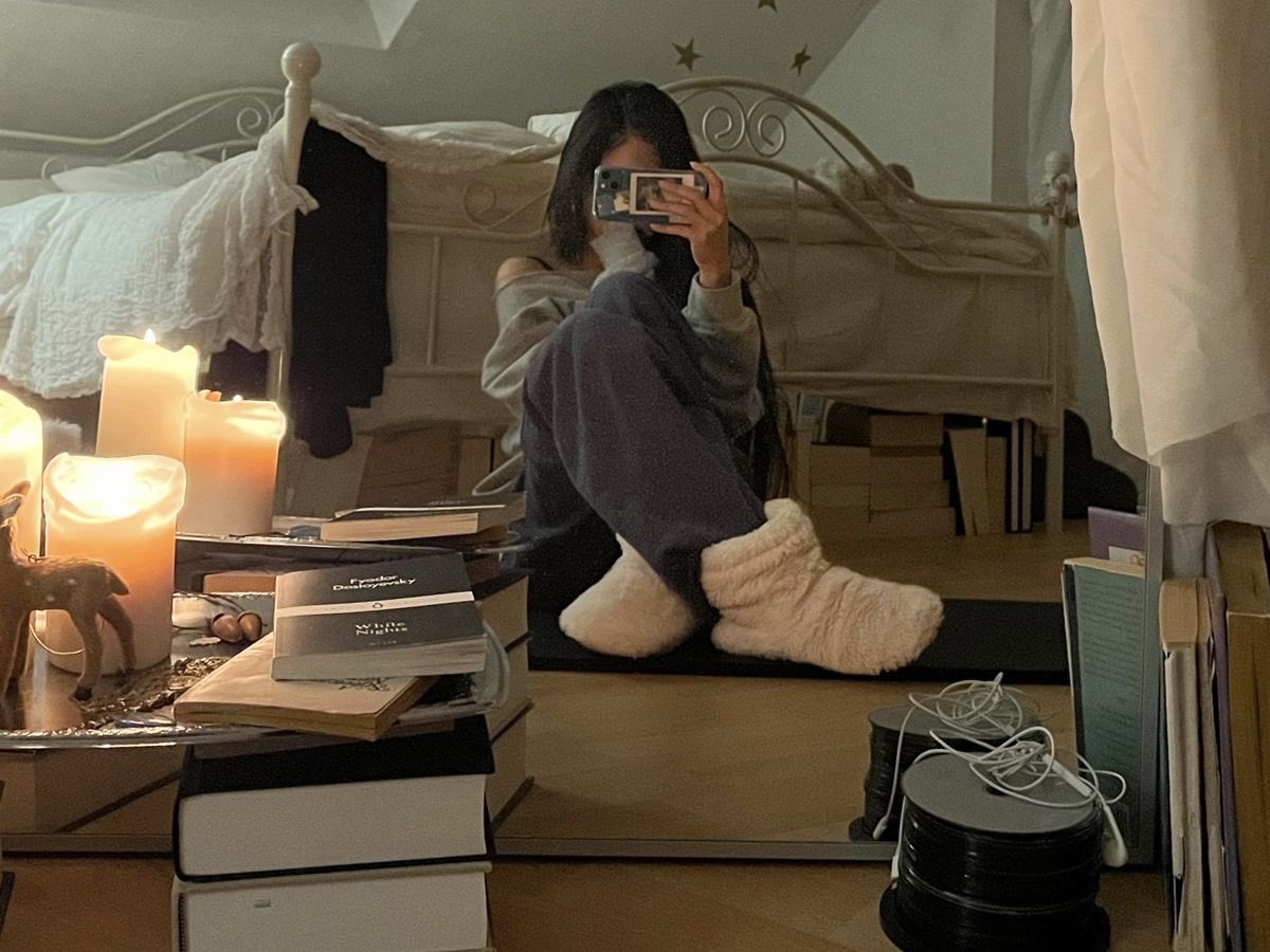 ceelune_'s tweet photo. she’s back in her smart girl era (she’s you) https://t.co/hwsOzNKBgh