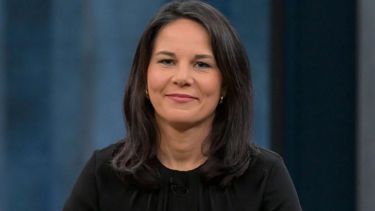 Annalena Baerbock Parody tweet media