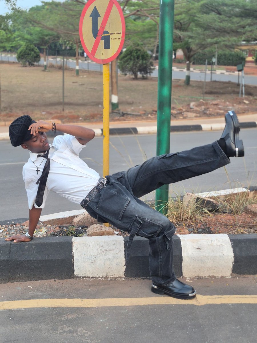 DonaldD40929101's tweet image. HAPPY BIRTHDAY TO ME 
Kicking off the new age with unmatched energy. 🚧🕺🏾 No looking back, just breaking boundaries and making this year my best one yet. Let’s get it! 🎉🔥
 #BirthdayEnergy #StreetwearStyle #KickingOffTheNewYear #MainCharacterEnergy #FitCheck #BornDay #OOTD