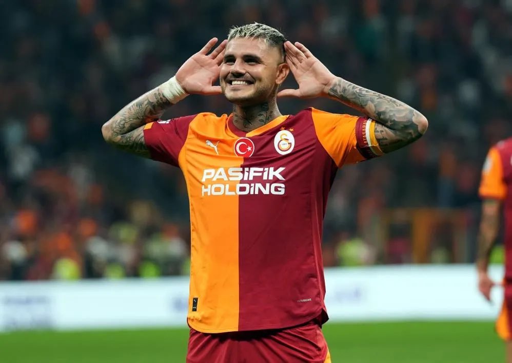 Tunnc_'s tweet photo. #KingIcardi https://t.co/GrzqcW08DJ