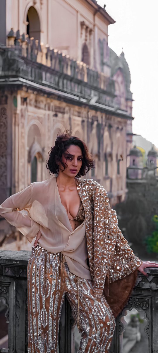 Cine Chit Chat tweet media