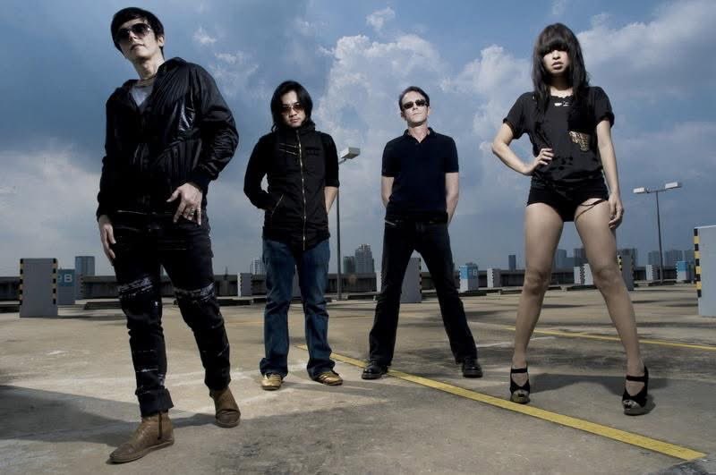 Hourly Simon Gilbert ☆ tweet media