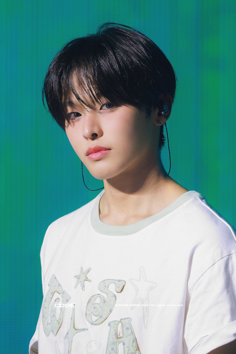 𝗰𝗼𝗱𝗲 tweet media