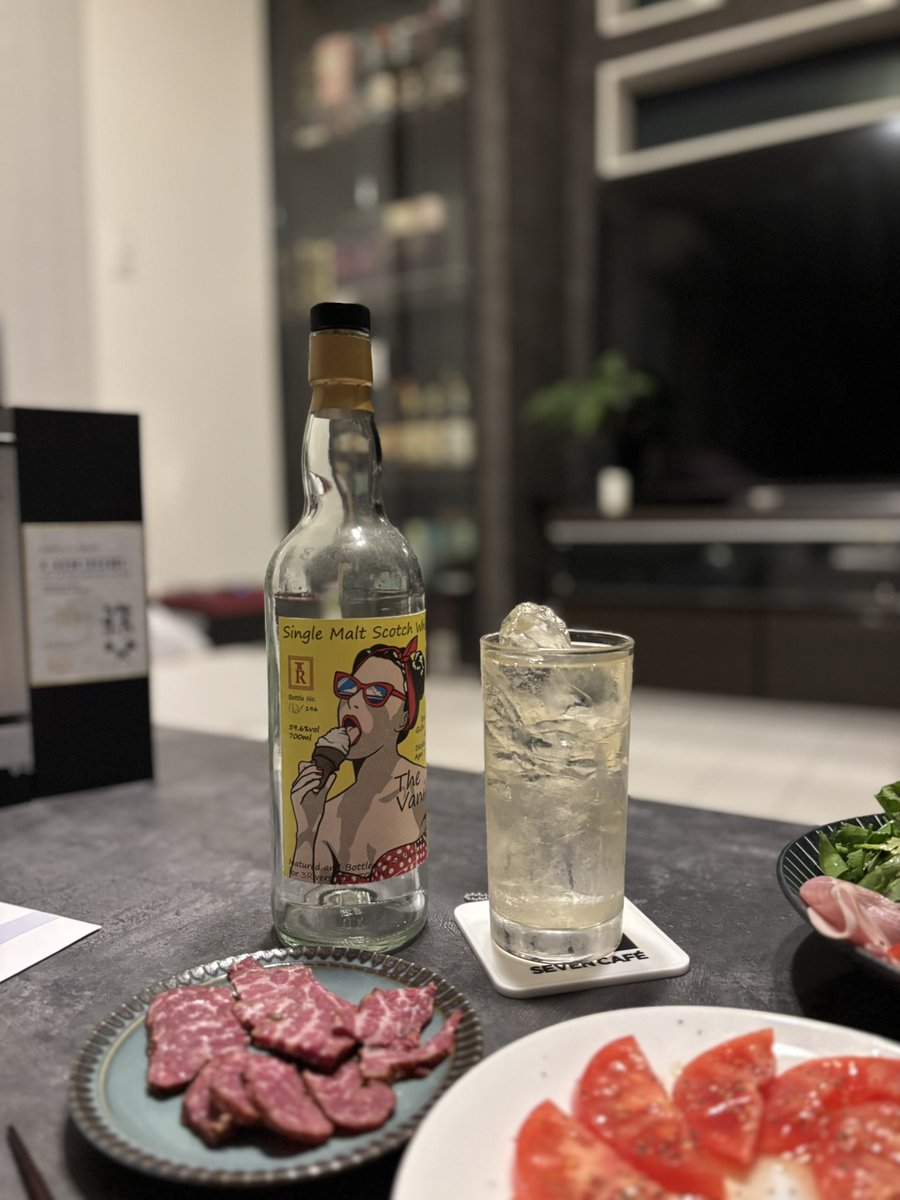 katakure0721's tweet photo. お久しぶりです🥴
飲み終わっちゃった… https://t.co/d01W0LdS0P
