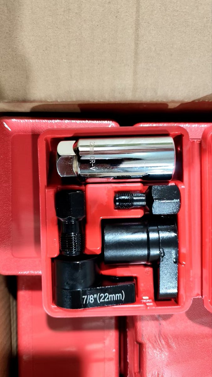 MarvinJintools's tweet image. #socket #sockets #wrench #automative #automotivedesign #sets #export #exportquality #crv #tool #factory #china🇨🇳 #price