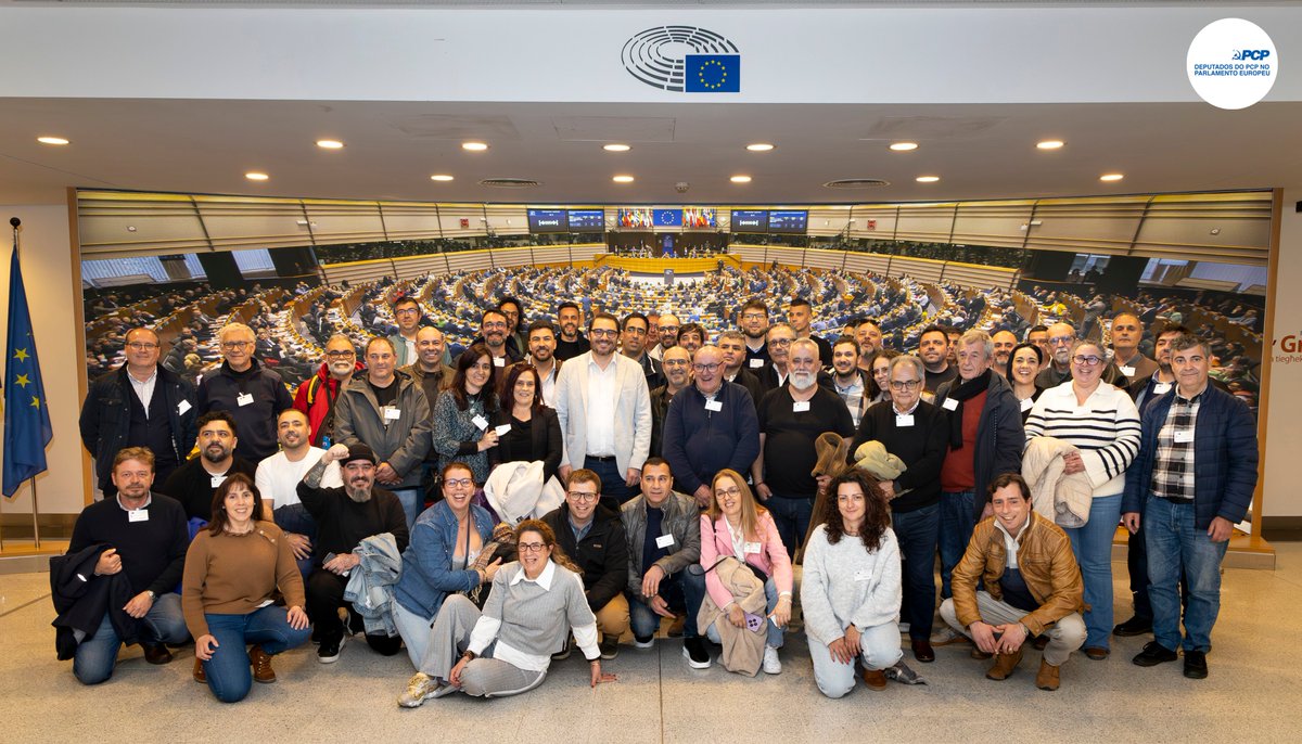 Deputados do PCP no PE tweet media