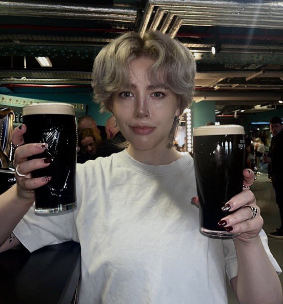 ash ⋆˚꩜｡ tweet media