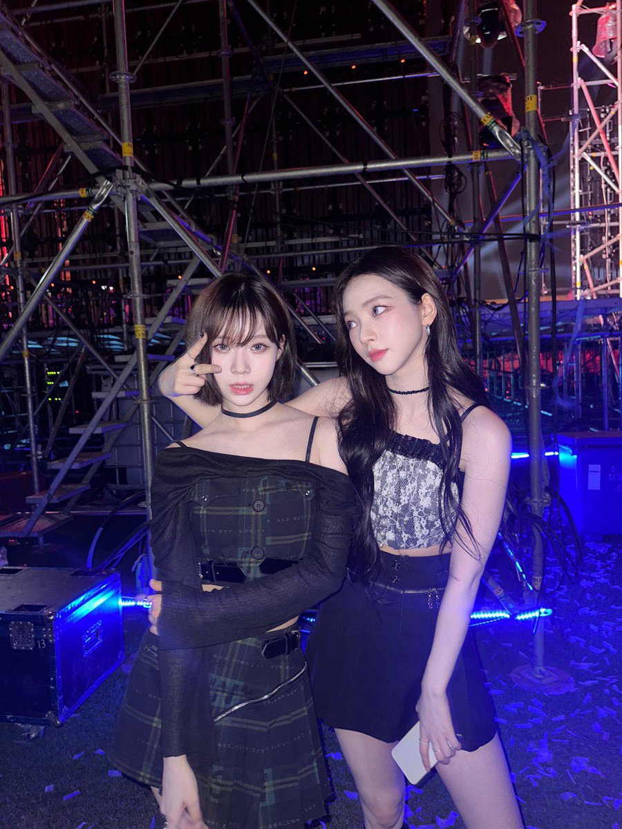 n년 전 오늘의 카리나 tweet media