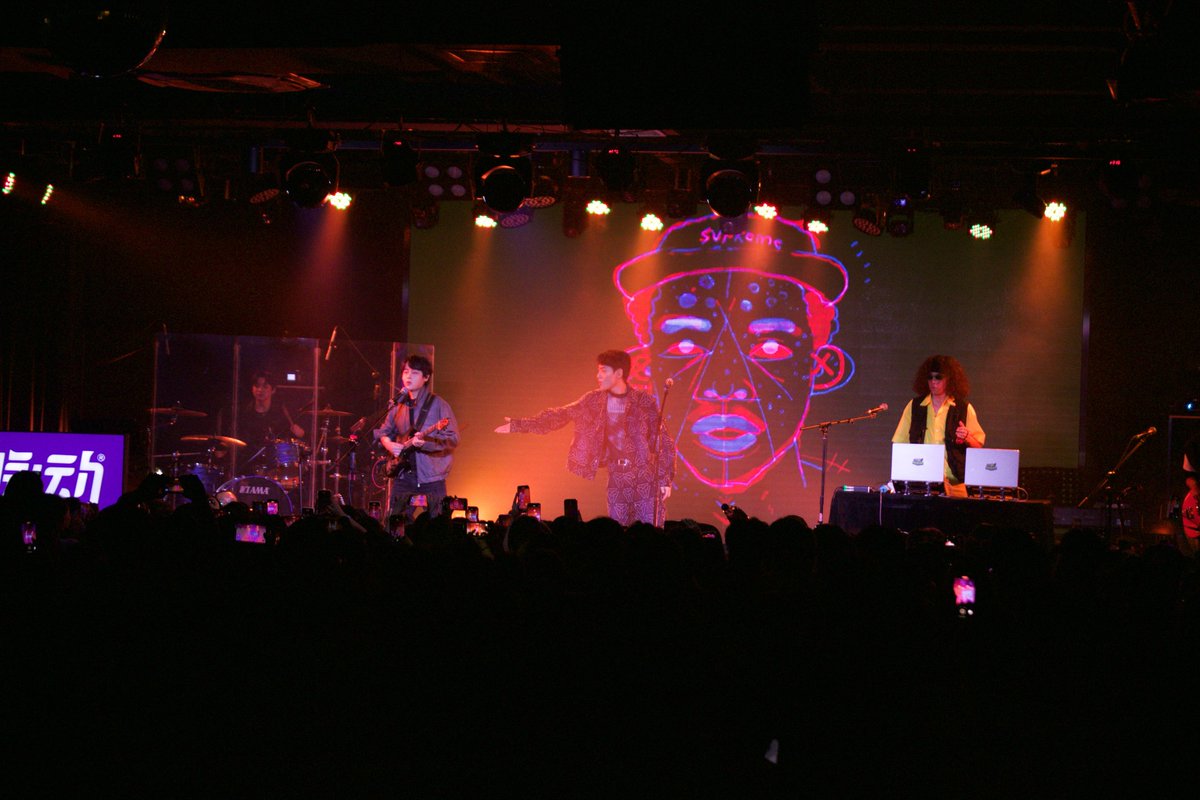 Christy Leeferink tweet media