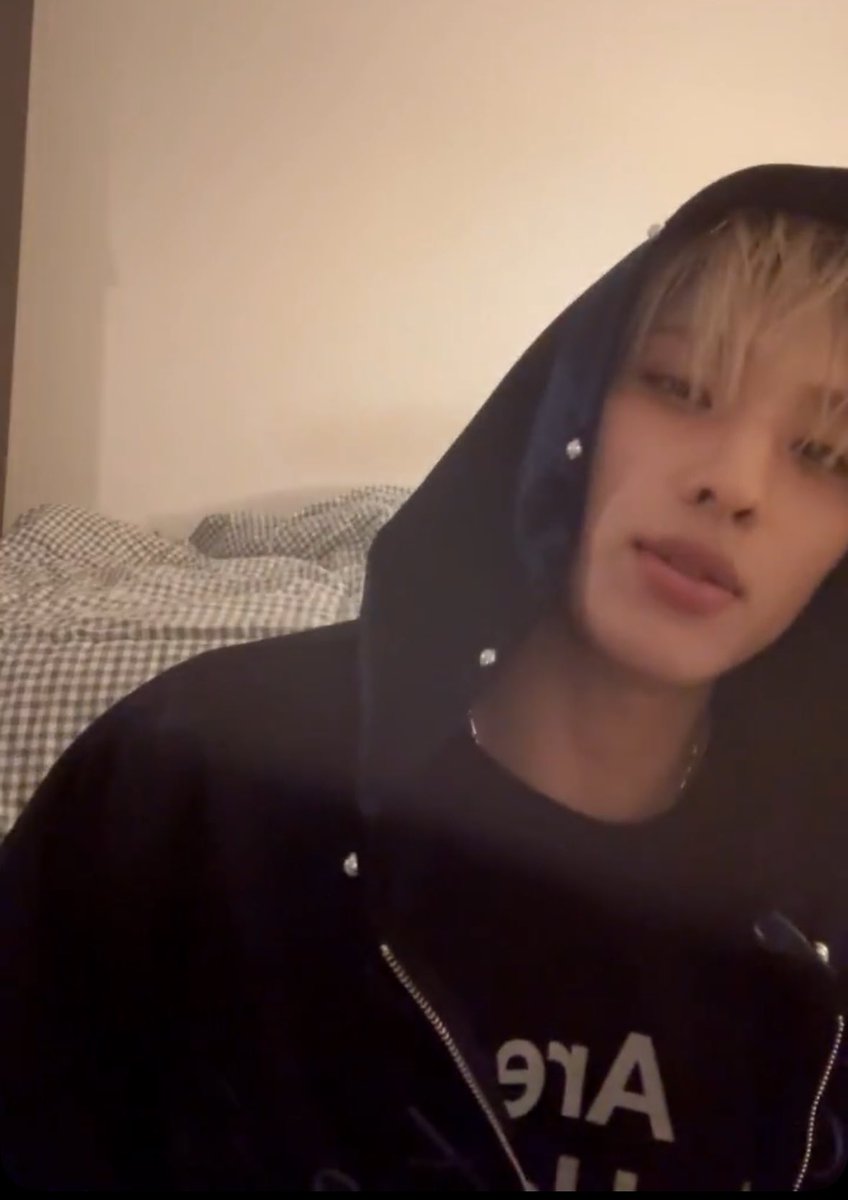 lua ☾ ENHYPEN IS 7 | VAI VER O SKZ tweet media