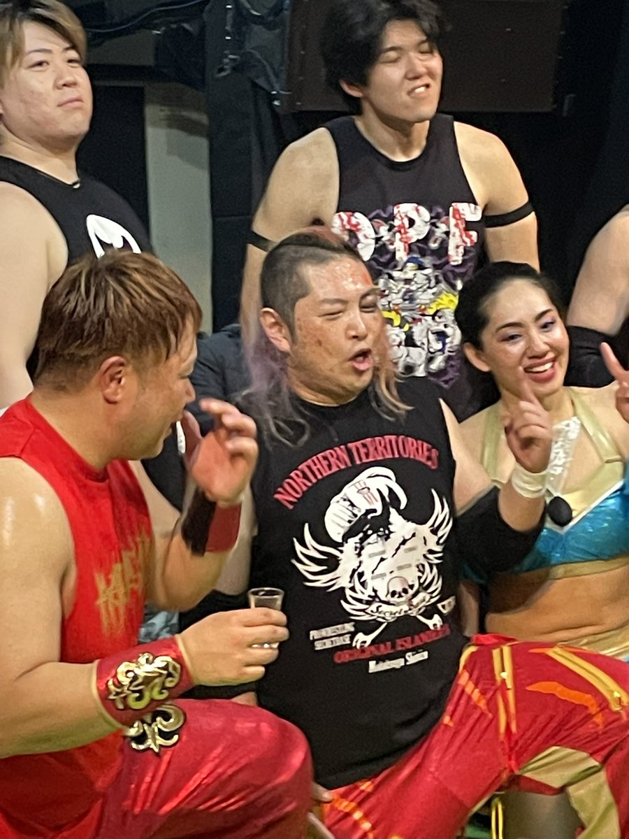 ホリリン tweet media