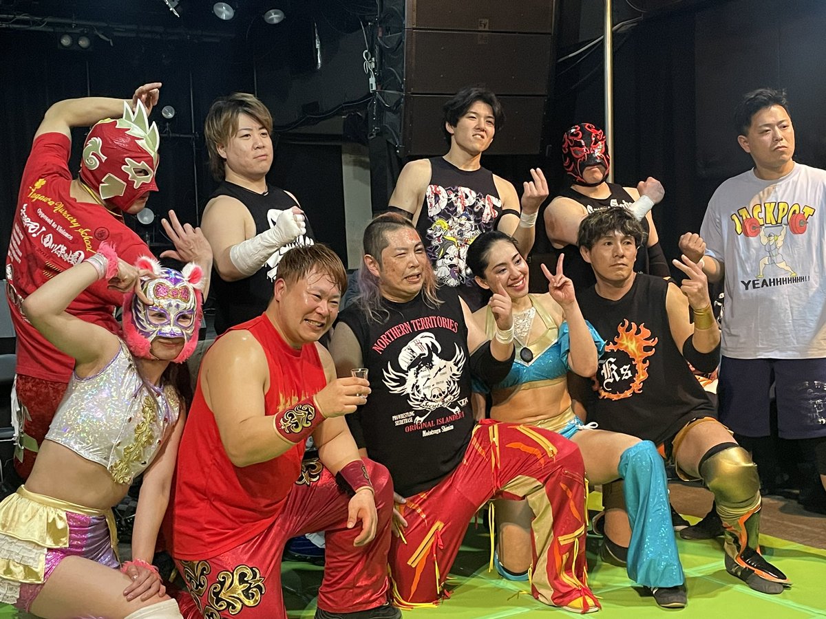 ホリリン tweet media