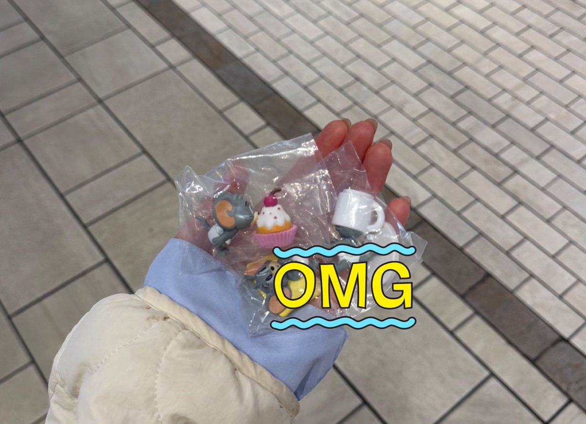 __th_my's tweet photo. トムとジェリー タフィーいっぱいコレクション2 ガチャ 交換

譲）カップケーキにキスするタフィー

求）食パンにダイブするタフィー

郵送でのお取引希望です
気軽にお声がけください☺︎ https://t.co/xwlqm6B9N2