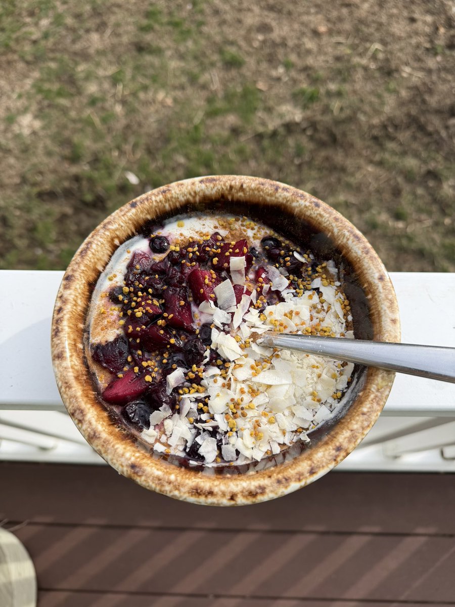 Mrs. Information tweet media