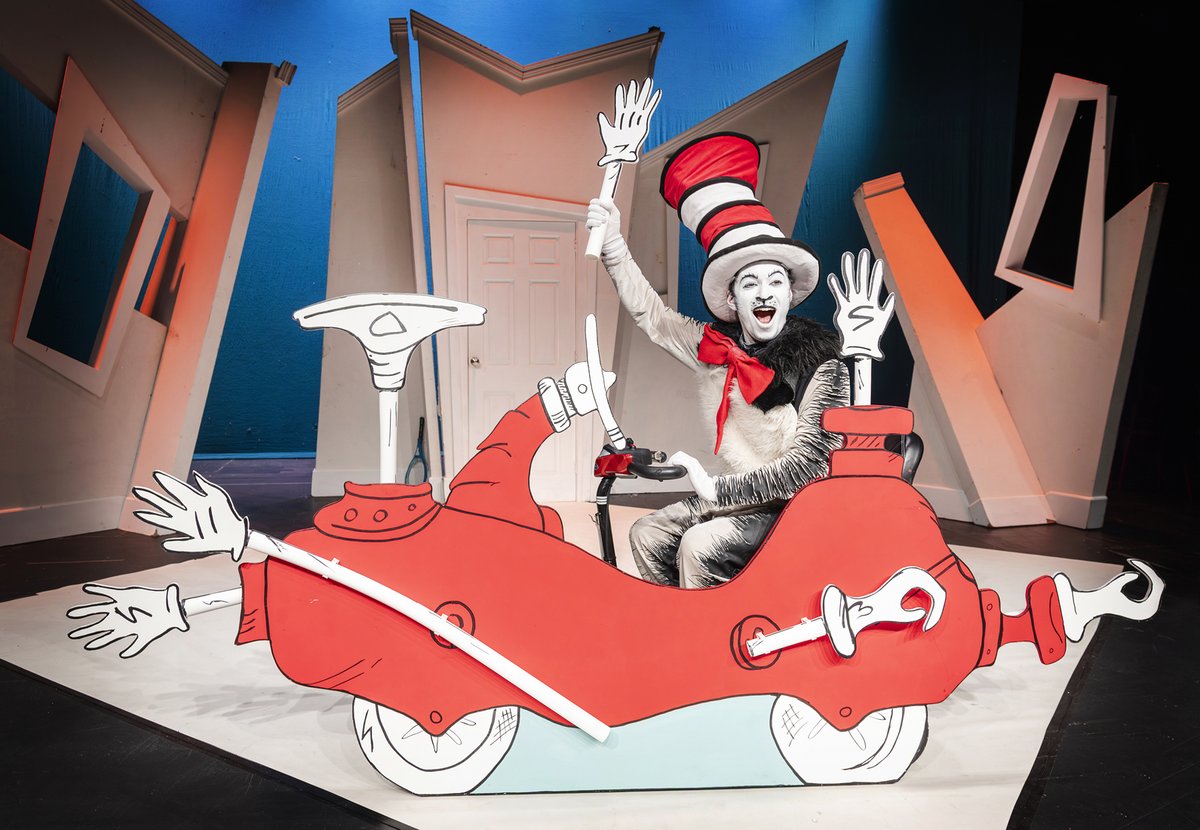 HarrowArts's tweet photo. "I know it is wet and the sun is not sunny, but we can have lots of good fun that is funny” at the Cat in the Hat show! 😺🎩
With only 3 shows at HAC this May, get your tickets before it's too late ⏰ https://t.co/gq3HidV7Fp https://t.co/nj2g21HqtY