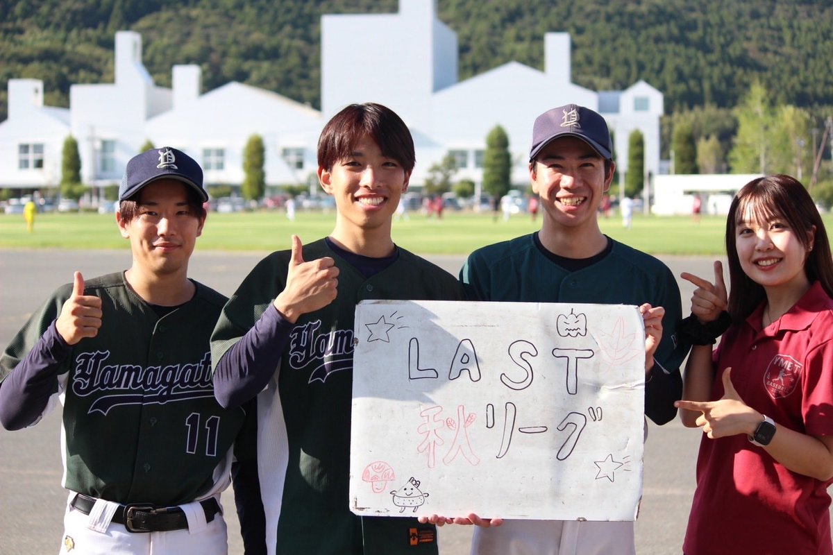 y_m_baseball's tweet photo. ⚾️篠村友哉
🧢医6年／遊／右投・両打/山形東

ついに最高学年になったチーム最年長🌟
野球センスはピカイチで、攻守にわたってチームの要である🙂‍↕️後輩をいじり、おしゃべりで、オフにはボルダリングにハマるなど好奇心旺盛である︎👍🏻 ̖́- まだまだ若い👶🏻 https://t.co/74Htj721eZ