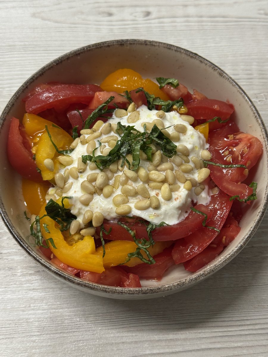 Санта tweet media