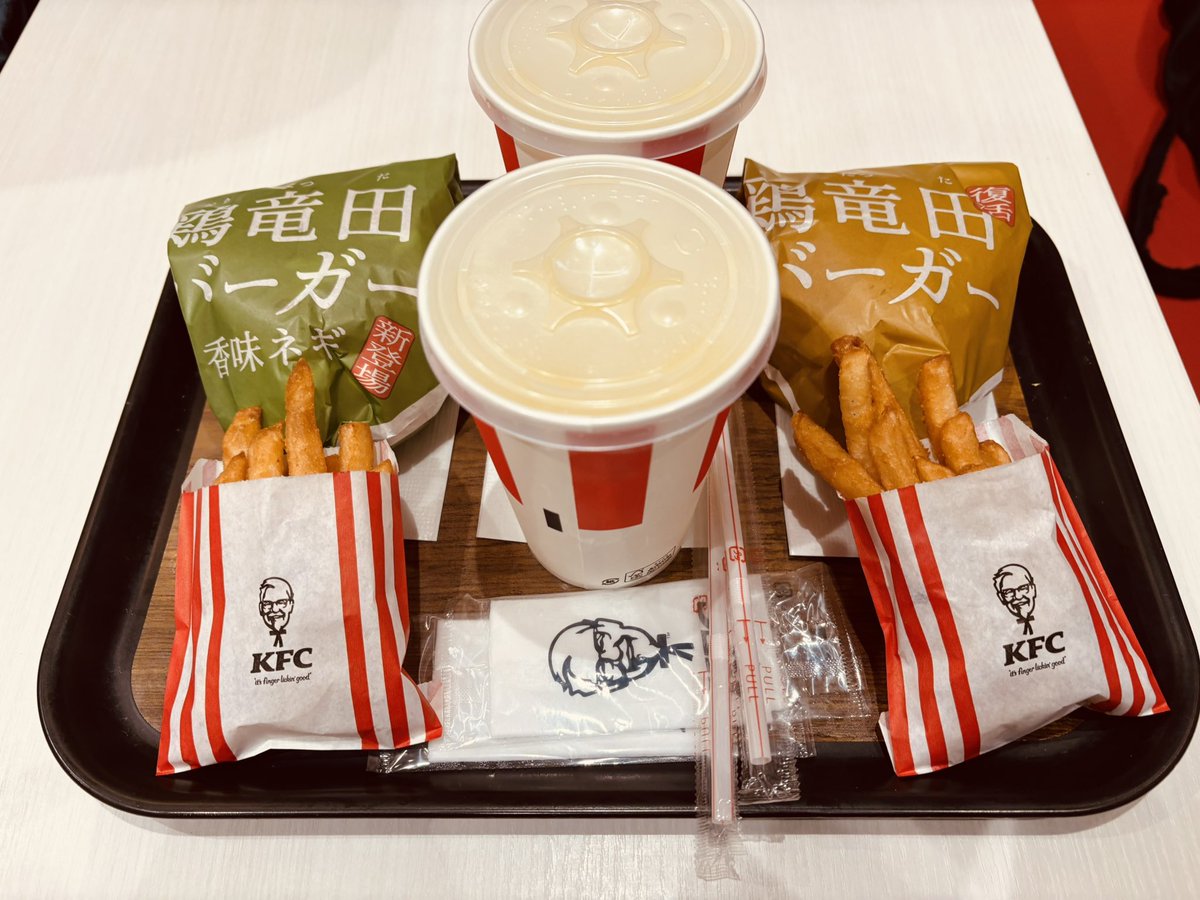 前回食べられなかったので張り切って食べてきました
