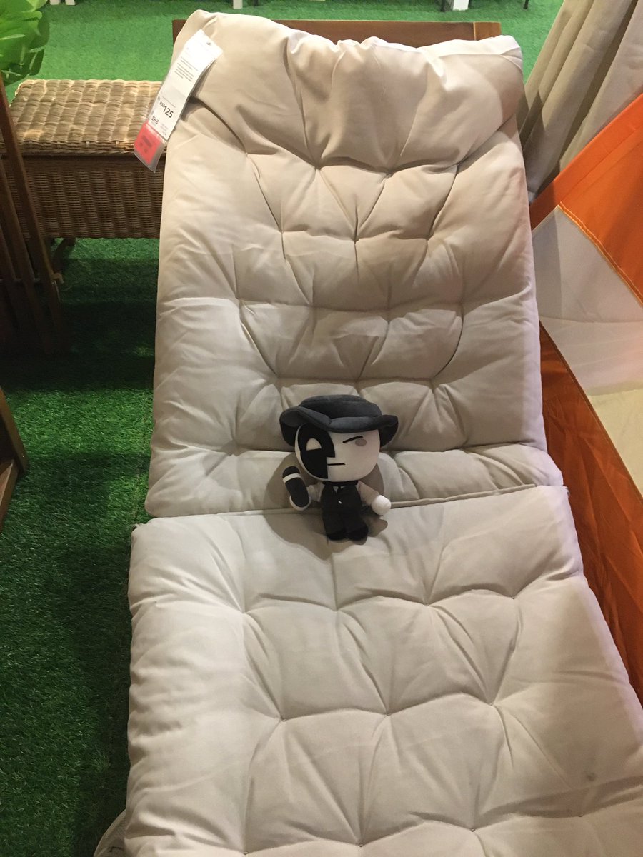 The Bat Civilian tweet media